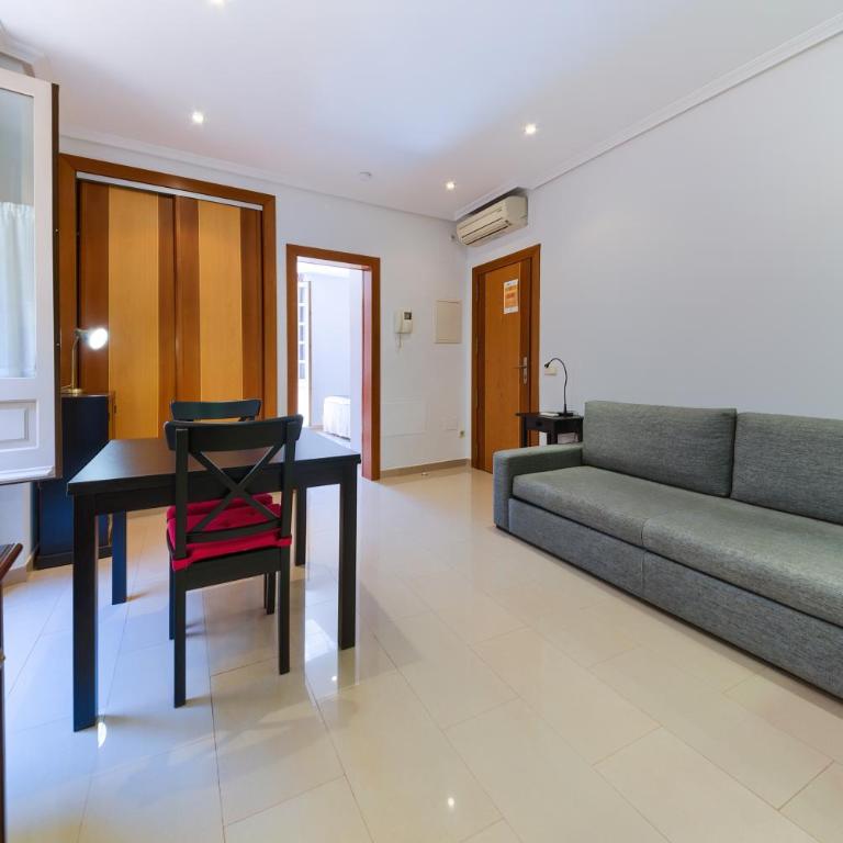 Holidays2Malaga Lazcano High Wifi & French balcony - One-Bedroom Apartment - 26