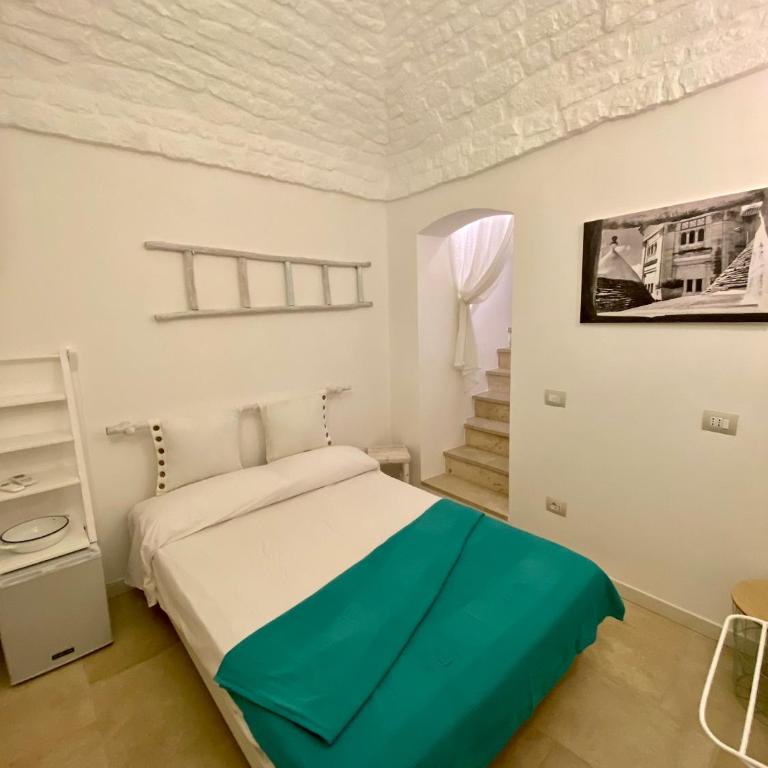 Trullo con Doccia Emozionale di Trulli Mamma Maj - Camera Matrimoniale - 1