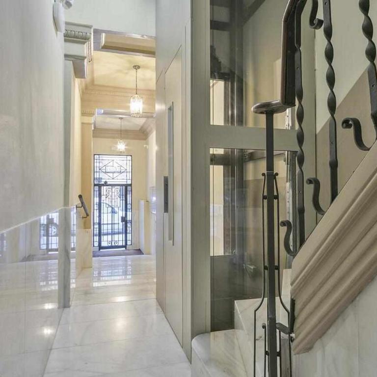 Apartamento Alejandro en BCN - Three-Bedroom Apartment - 15