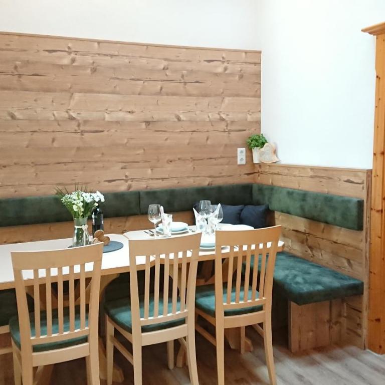 Ledererhof - Three-Bedroom Apartment - 7
