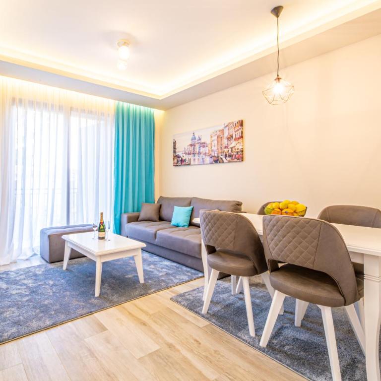Seafront Apartments Petrovac - Apartment with Balcony - 11