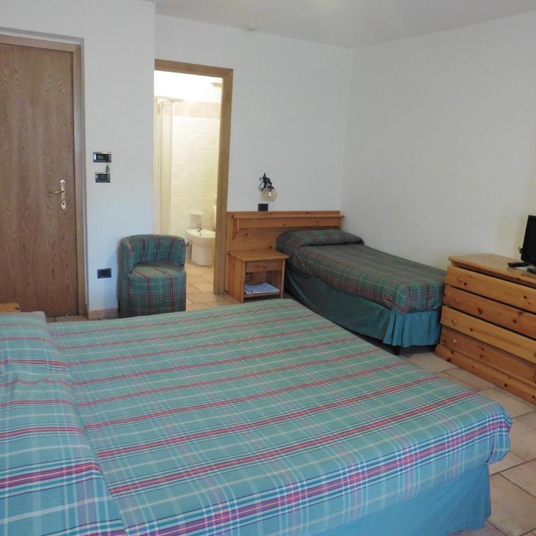 Hotel Mont Nery - Habitación Triple - 1