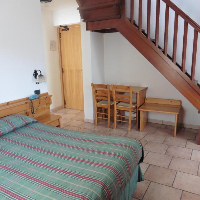Hotel Mont Nery - Habitación Doble - 1 o 2 camas - 4