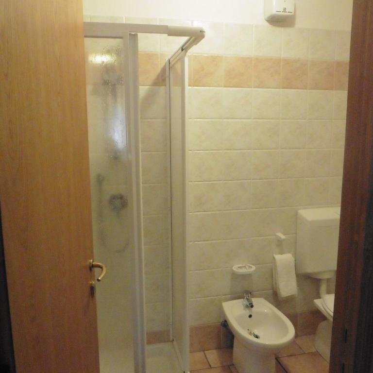 Hotel Mont Nery - Habitación Doble - 1 o 2 camas - 7