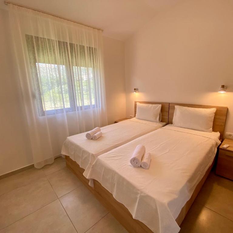 Villa Dolphin Apartments - Deluxe Family Room - 8