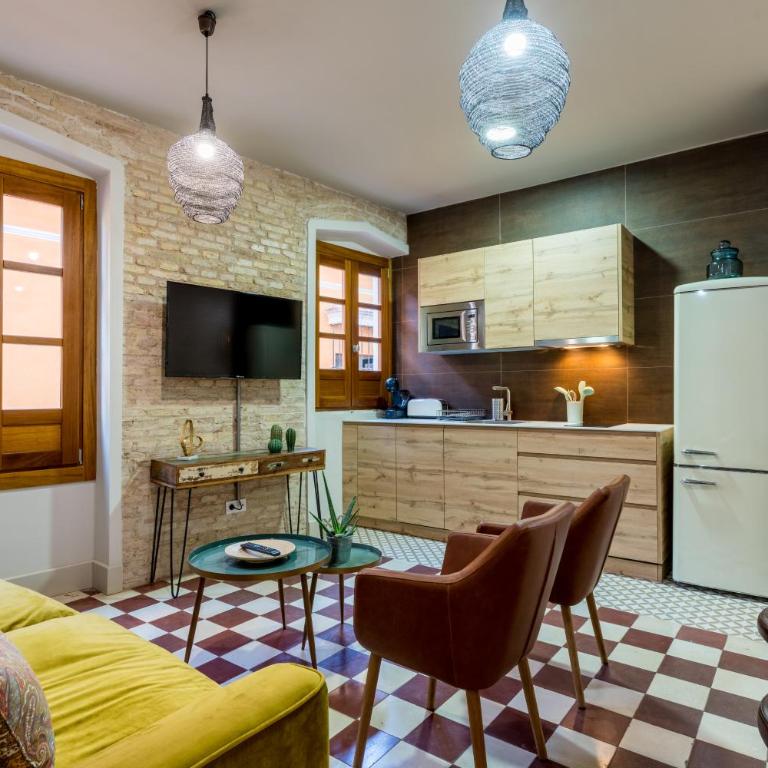 Doña Elvira Suites Cathedral - Apartamento de 3 dormitorios - 11