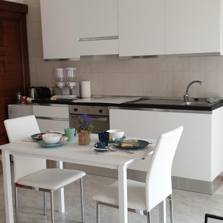 Grimaldi Guest Apartment - Appartamento con 1 Camera da Letto - 1