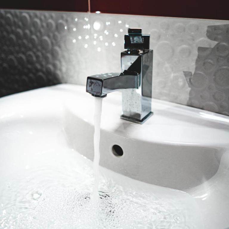 B&b Onda Napoli - Camera Tripla con Bagno Privato - 9