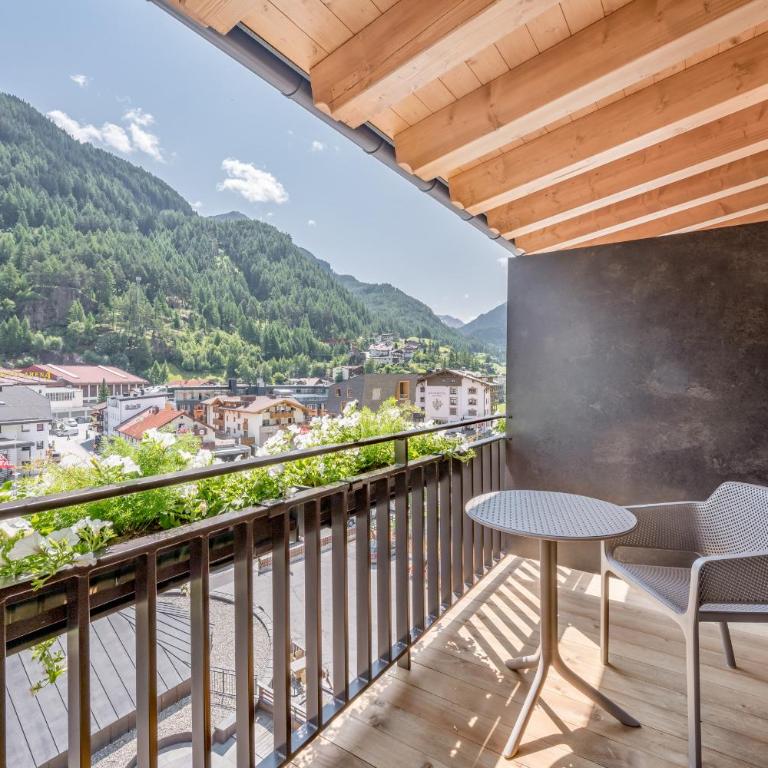 Hotel Tyrolerhof - Deluxe Einzelzimmer mit Balkon - 7
