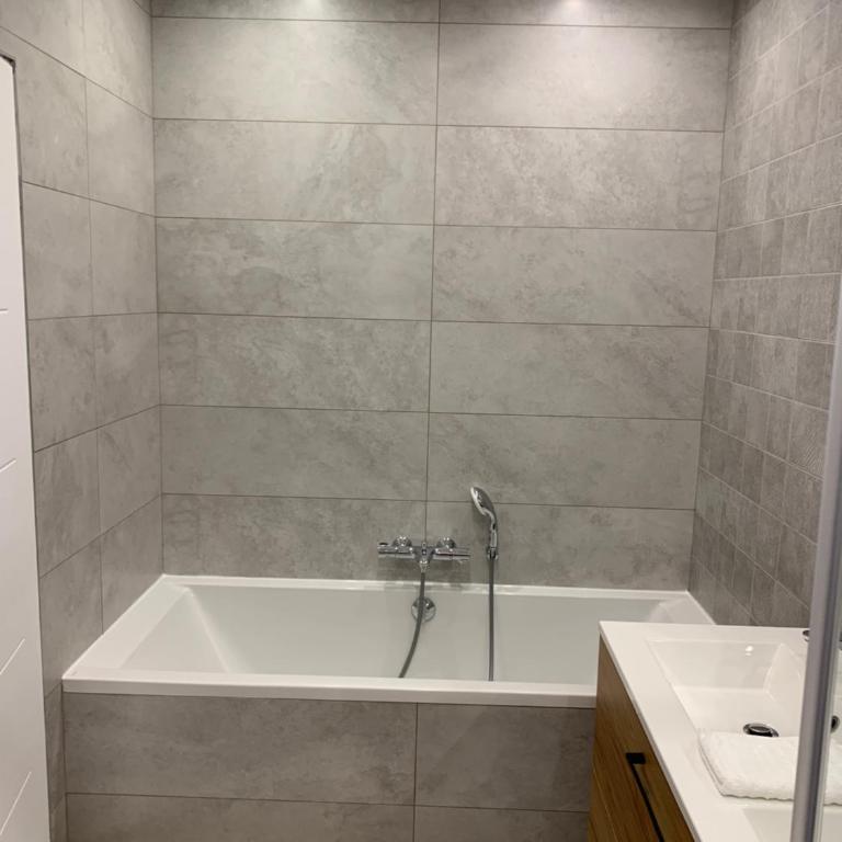 3 pièces neuf au cœur de Grasse - tout à pied - Wi-Fi & parking - Appartement 2 Chambres - 5