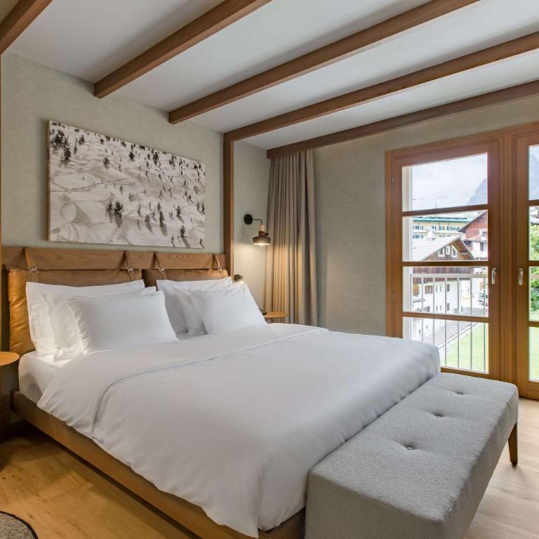 Grand Hotel Savoia Cortina d'Ampezzo, A Radisson Collection Hotel - Suite con Vista Dolomiti - 1