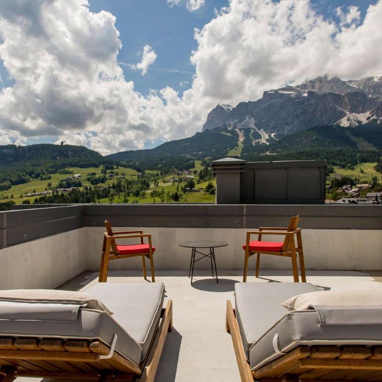 Grand Hotel Savoia Cortina d'Ampezzo, A Radisson Collection Hotel - Suite Royal Savoia con Vista e Terrazza - 2