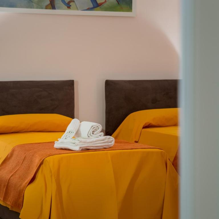 B&B Torre Lauro - Vierbettzimmer mit privatem externen Bad - 6