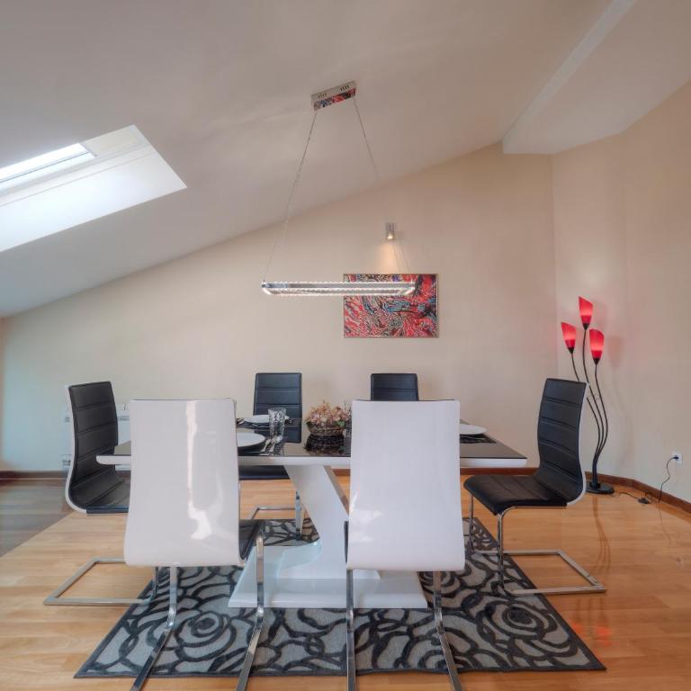 Skyline Penthouse Budva - Apartman sa 2 Spavaće Sobe - 4