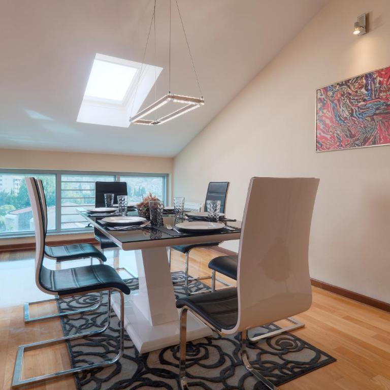 Skyline Penthouse Budva - Apartman sa 2 Spavaće Sobe - 21