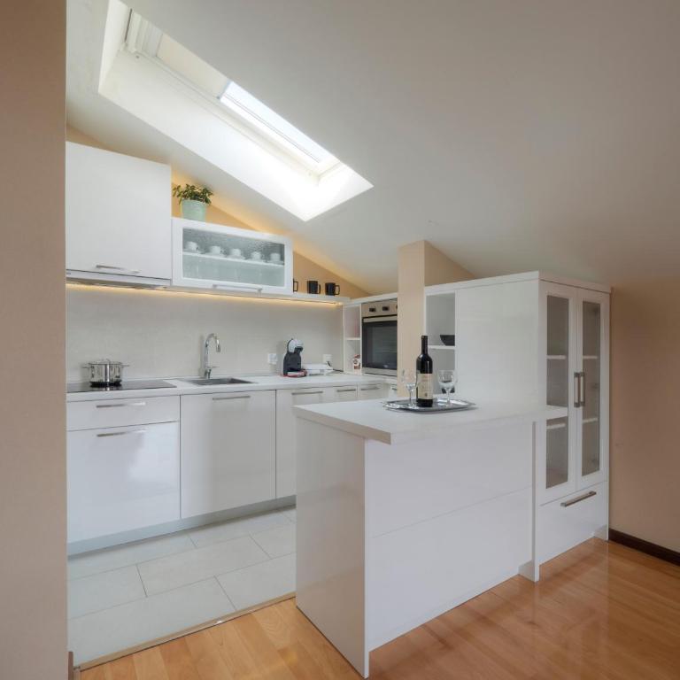 Skyline Penthouse Budva - Apartman sa 2 Spavaće Sobe - 40