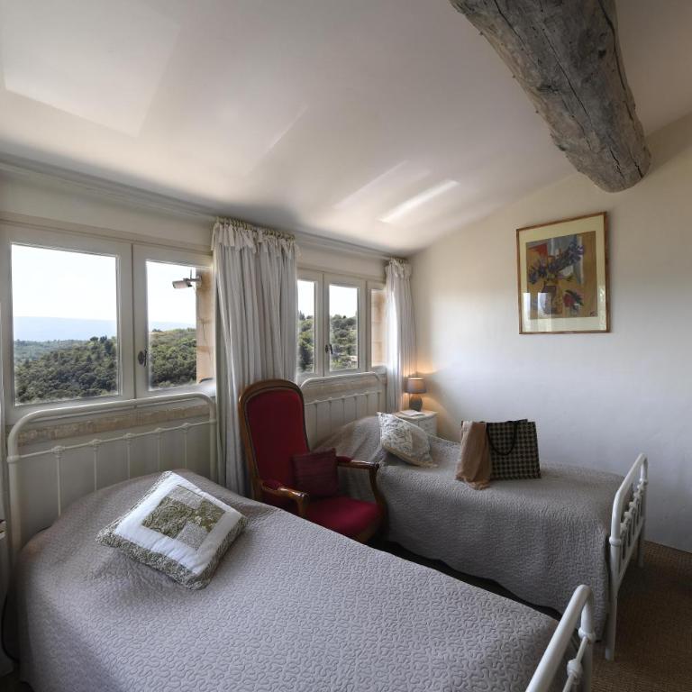 Le Bonheur - Three-Bedroom House - 31