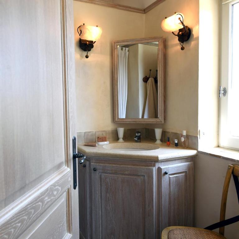 Le Bonheur - Three-Bedroom House - 62