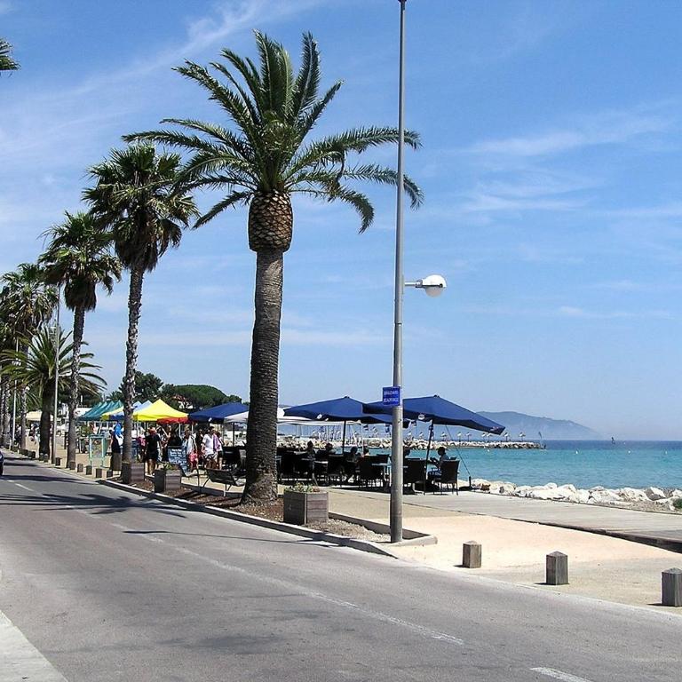 Residence Provence plage - One-Bedroom Apartment - 8