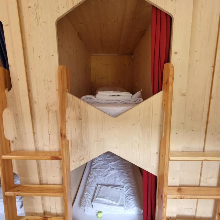 Stanton Hostel - Kapsel für 1 Person im Schlafsaal mit 6 Betten - 8