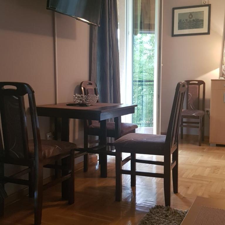 Apartmani V&F - Apartman sa Terasom - 5