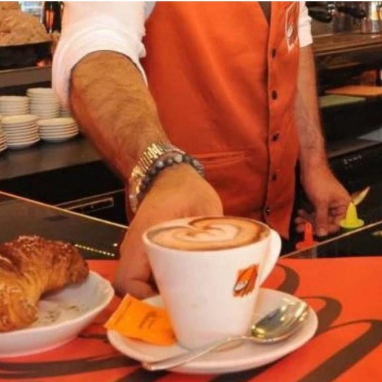 Bed And Breakfast Corticella 24 - Camera Doppia con Letti Singoli con Bagno Privato - 19