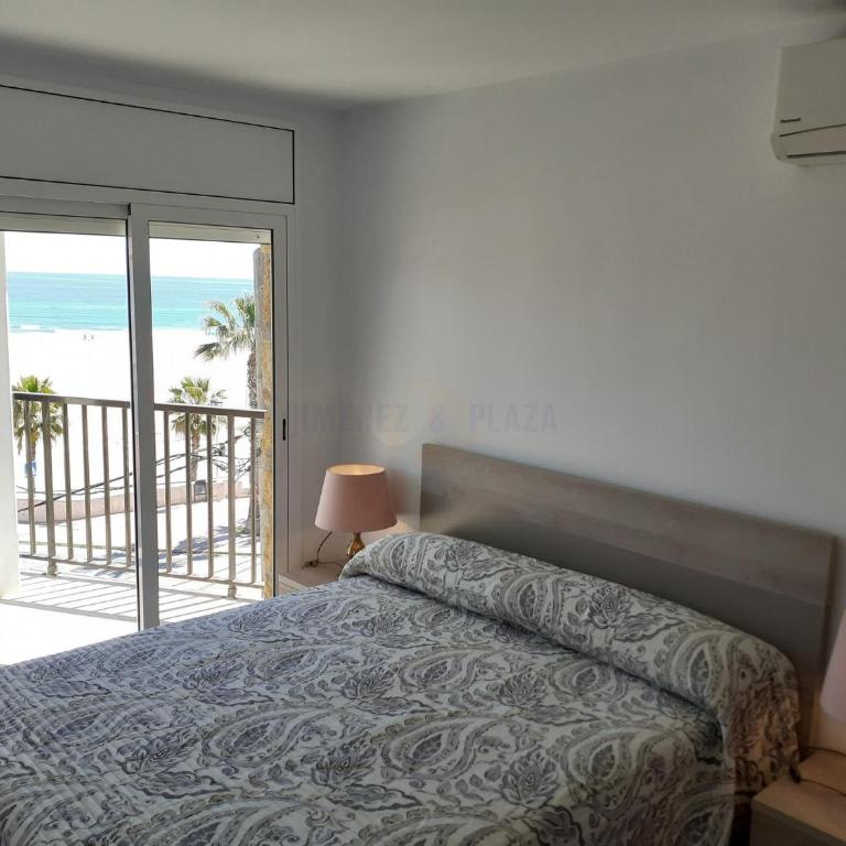 Apartamentos Dins Mar Apto. 8 - Apartamento con vistas al mar - 8