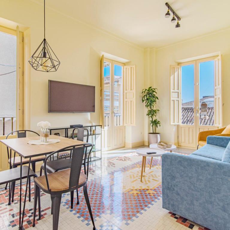 Mosaiko Homes Catedral Granada - Superior Apartment - 1