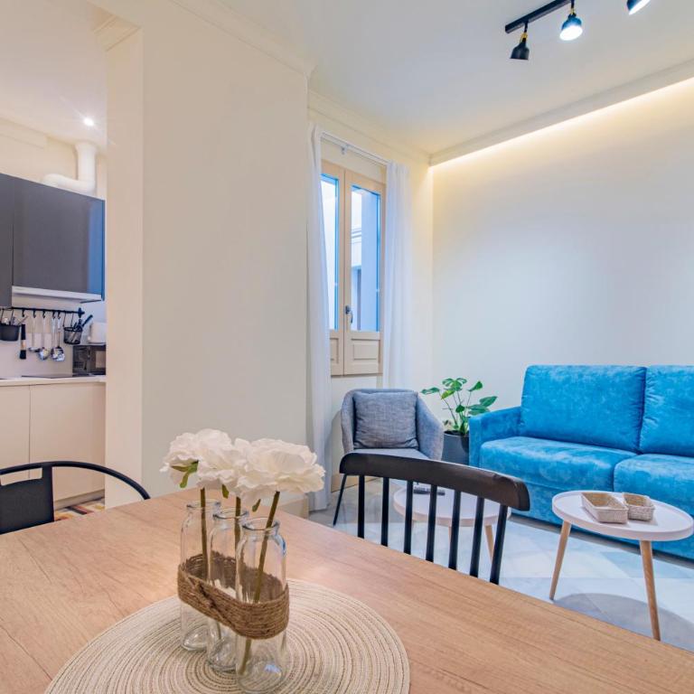 Mosaiko Homes Catedral Granada - Standard Apartment - 5