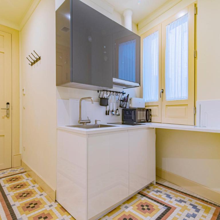 Mosaiko Homes Catedral Granada - Standard Apartment - 7
