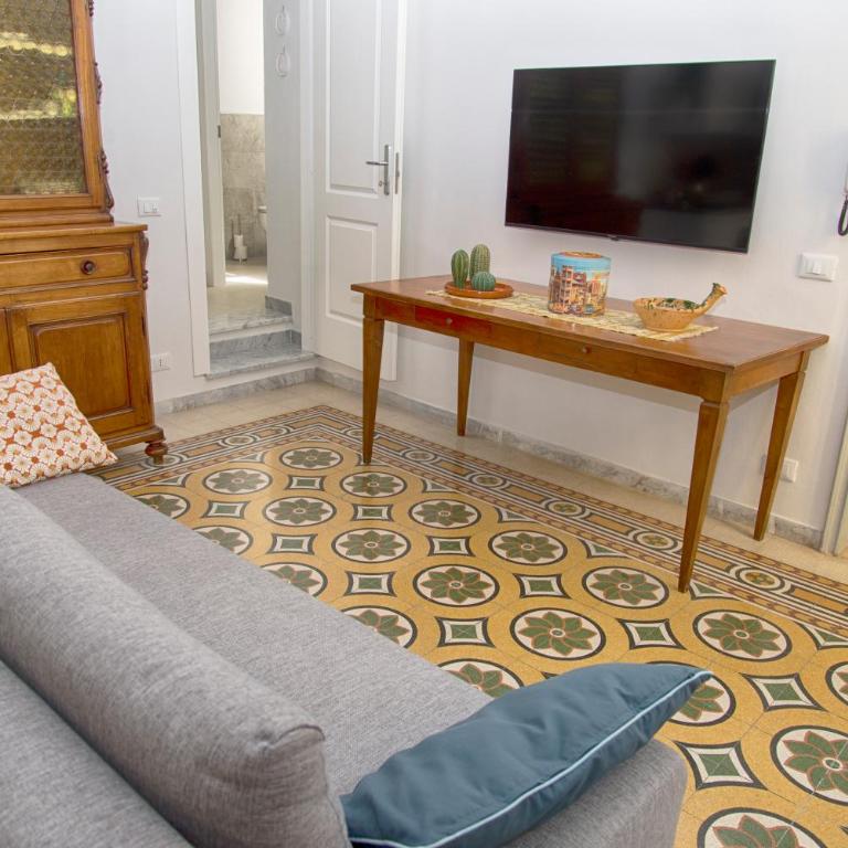 La Candida Rosa - Appartamento con 2 Camere da Letto - 8