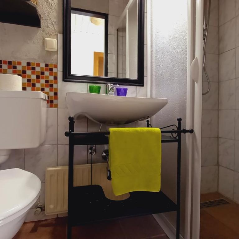 Ferienwohnungen Almsonne - Apartment mit 2 Schlafzimmern und Balkon - 2
