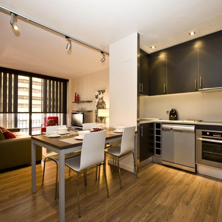 Casp 74 Apartments - One-Bedroom Apartment - 2