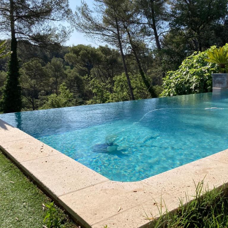Maison avec piscine privée entre Marseille et Cassis - Villa 3 Chambres - 5