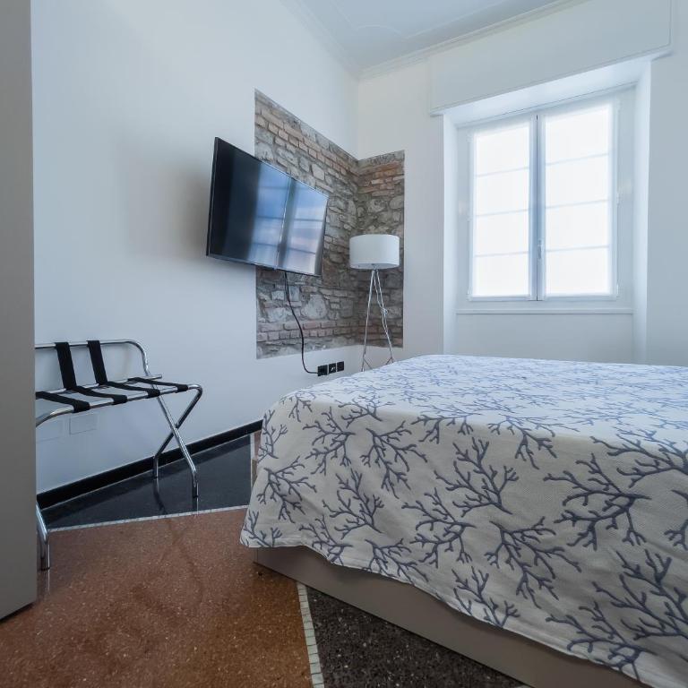 LargoDoria - ViaGenova, box auto privato incluso - Appartamento con 2 Camere da Letto - 30