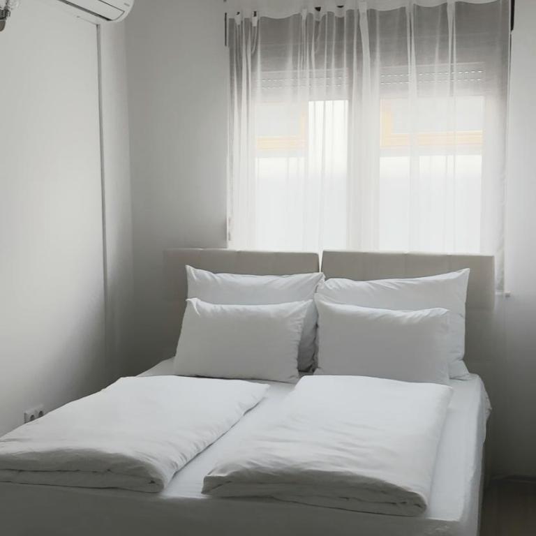 Apartments Kapetanovina - Two-Bedroom Apartment - 11