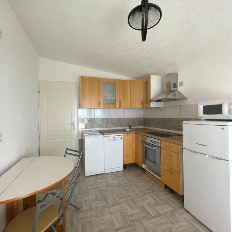 Apartments Villa Milna 2 - Apartman s 1 Spavaćom Sobom i Terasom - 6