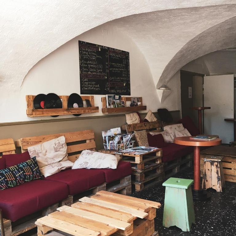 Auberge de Jeunesse HI Serre-Chevalier - Lit dans Dortoir pour Hommes de 4 Lits - 3