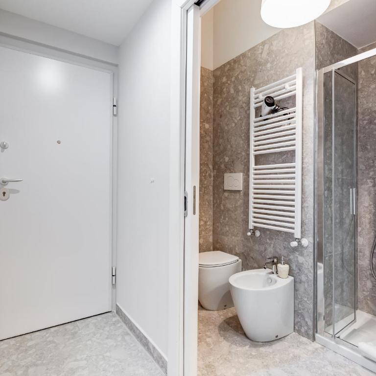 CRYSTAL TREVI FOUNTAIN - romedreamhome - One-Bedroom Apartment - 9