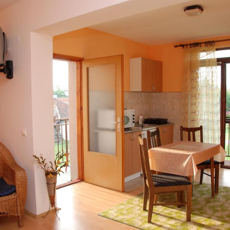 Apartments Hadži - Studio with Terrace - 5