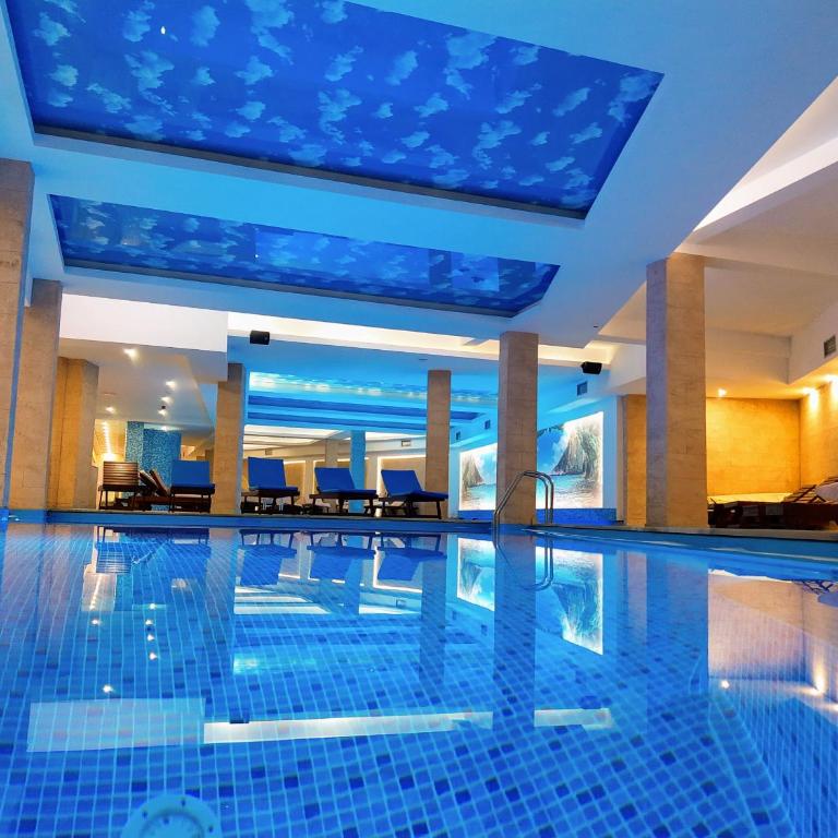 Kopaonik Milmari Spa and Wellness Wooden Horn S21 - Deluxe Apartment - 9