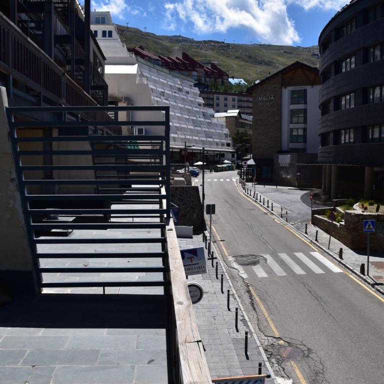 Apartamento Plaza de Pradollano - Parking incluido - Appartement 2 Chambres - 28