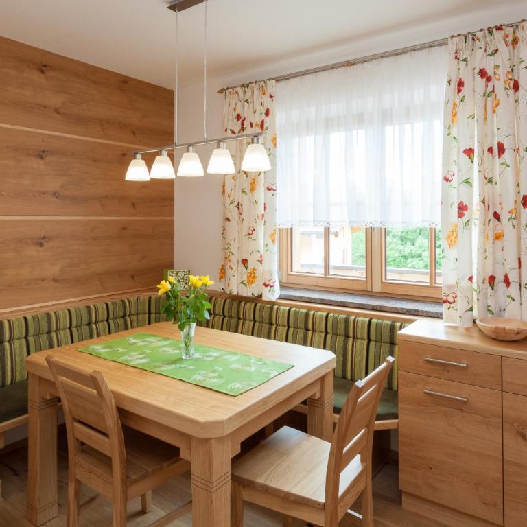 Gut Mitterlehen - Two-Bedroom Apartment with Balcony without Breakfast - 11