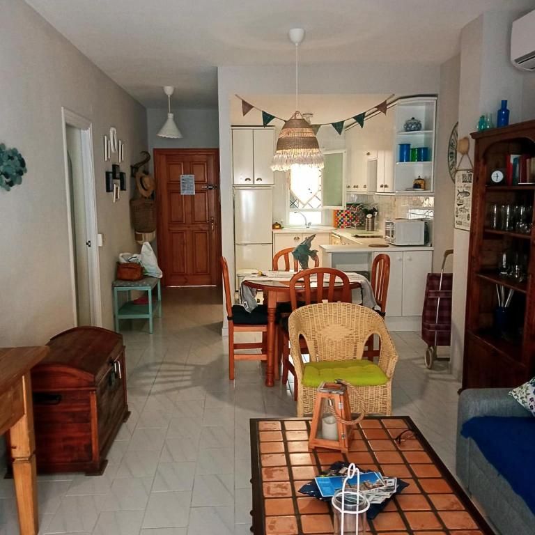 Bonito apartamento en playa de la Carihuela - Apartamento de 1 dormitorio - 15