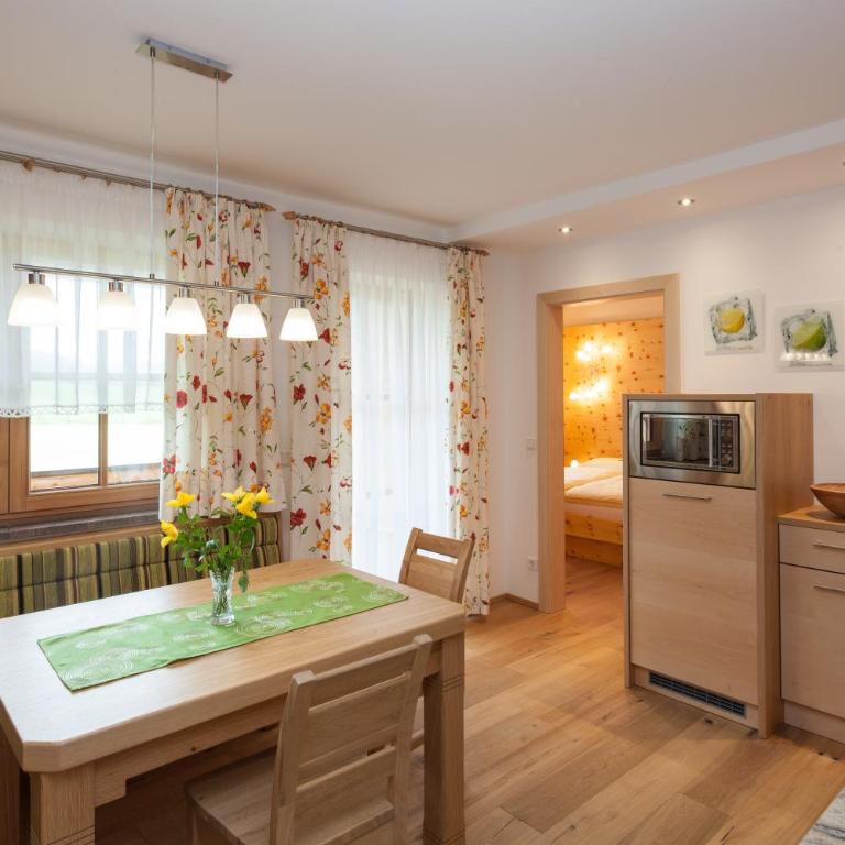 Gut Mitterlehen - Two-Bedroom Apartment with Balcony without Breakfast - 18