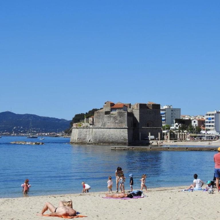 Le Mitre - 43m2 clim et balcon à 200m des plages - Apartamento con balcón - 25