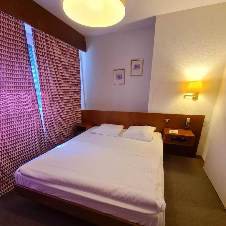 Hôtel de la Poste Martigny - City Center - Doppelzimmer - 1