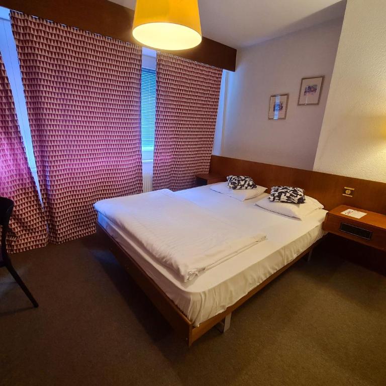 Hôtel de la Poste Martigny - City Center - Doppelzimmer - 2