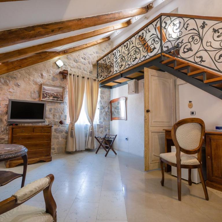 Hotel Villa Duomo - Dachstudio - 3