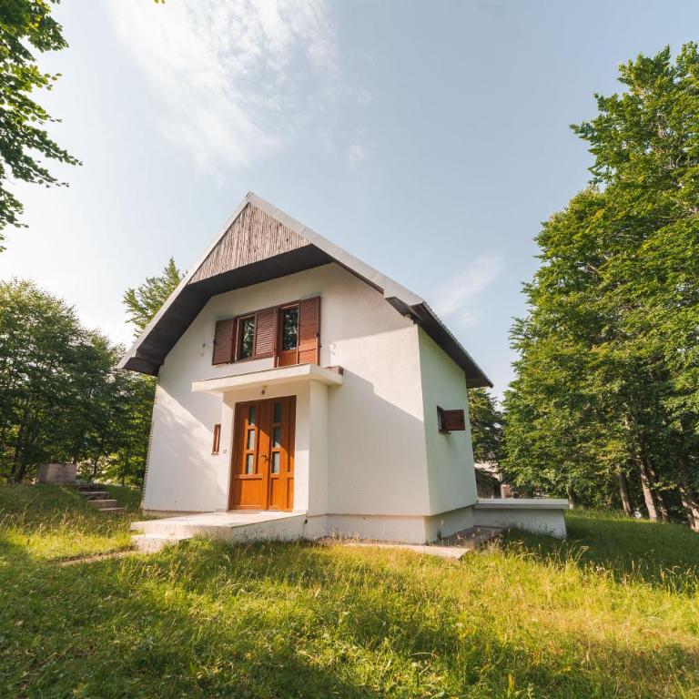 Highlander's House - Three-Bedroom House - 18